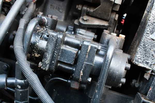 Крупним планом Детальне макро фокусування чорної частини двигуна — стокове фото