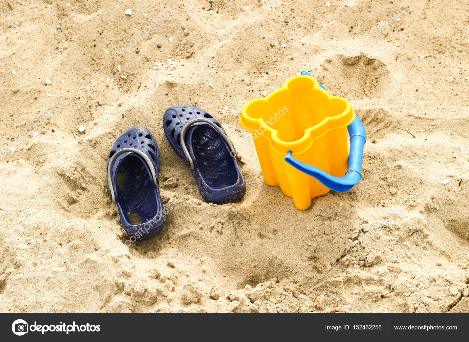 beach sand shoes