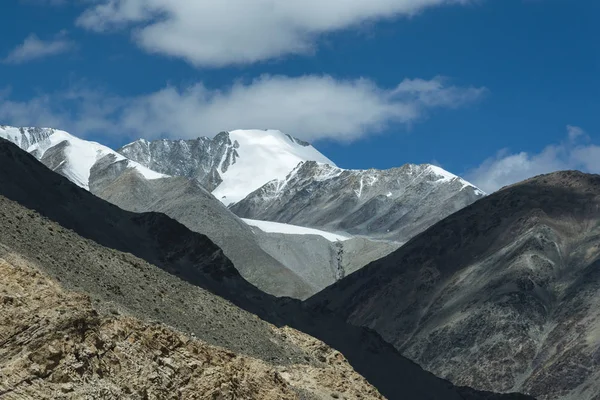 Horské formace v Ladaku, Indie, Asie — Stock fotografie