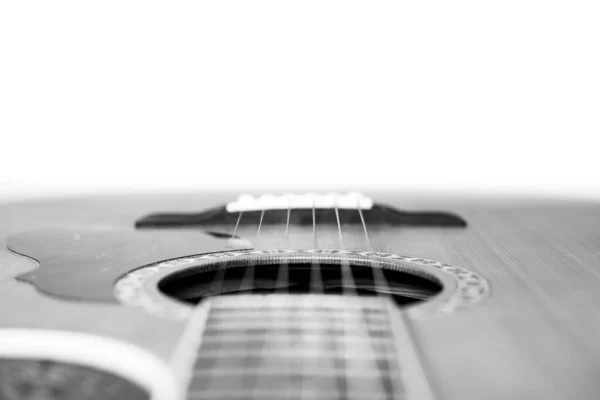 Guitarra acústica que es clásica y hermosa — Foto de Stock