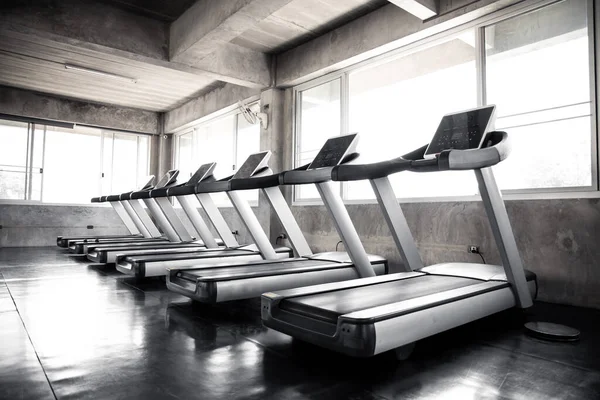 Máquina Cardio Ginásio Com Equipamento Fitness Moderno Para Eventos Fitness — Fotografia de Stock