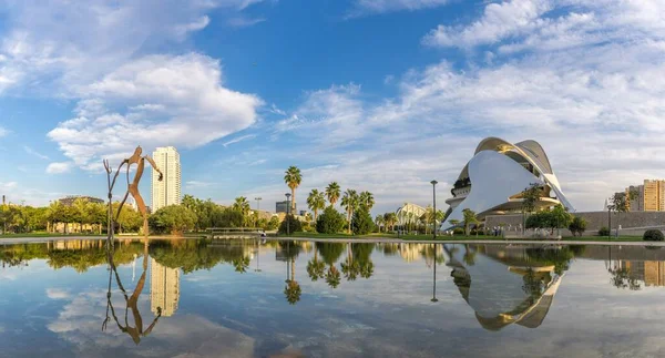 Valencia Skyline Spagna Parco Sul Letto Del Fiume Giardini Del — Foto Stock