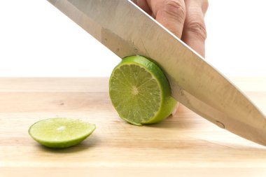Tahtada limon dilimi