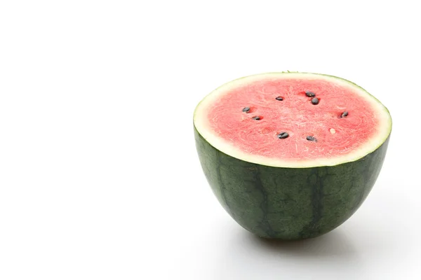 Vattenmelonskiva på träskiva — Stockfoto