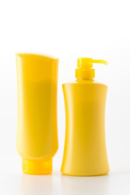 saç kremi şampuan şişesi 