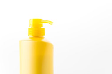 saç kremi şampuan şişesi 