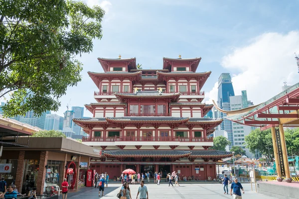Singapore - 17. Juli 2015: Buddhazahn-Relikt-Tempel in Chinatow — Stockfoto
