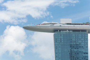 Singapur-Temmuz 15, 2015: Marina Bay Resort Singapur kumları
