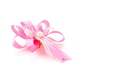 Beyaz arka planda noel yayları