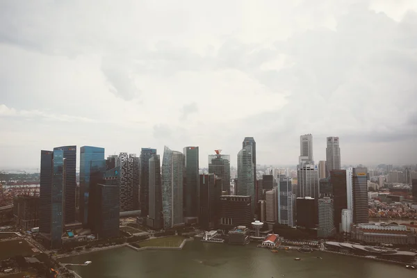 Singapore, Singapur - 16 Temmuz 2015: Şehir merkezindeki Singapur görünüm — Stok fotoğraf