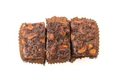 Beyaz arka planda yumuşak pasta