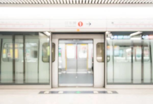 Tren de metro borroso —  Fotos de Stock