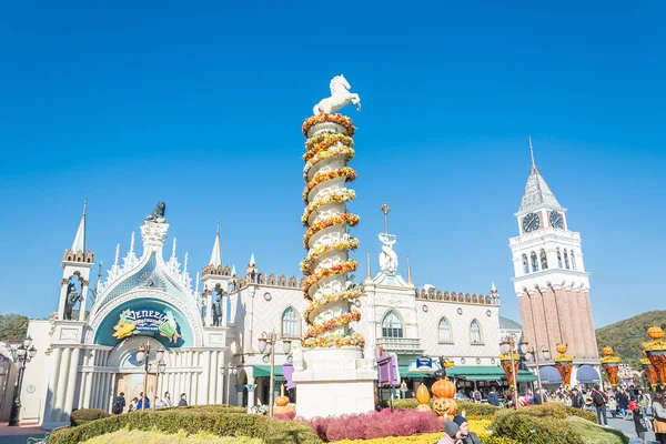 SOUTH KOREA - October 31: The Architecture and unidentified tour — Stock Photo, Image