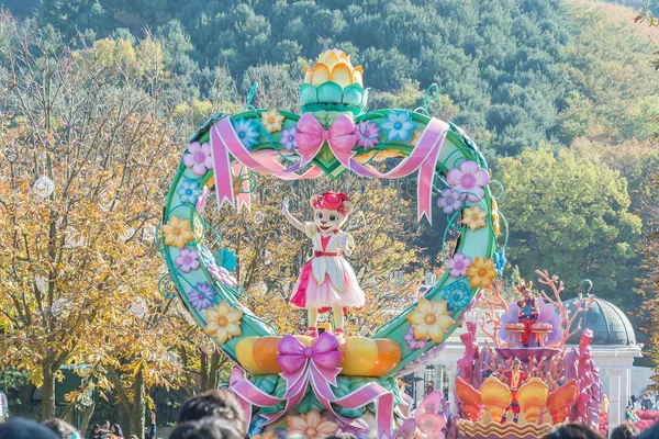 SOUTH KOREA - October 31: Dancers in colorful costumes take part — Stock Photo, Image