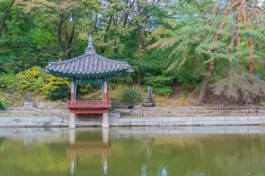 Seul 'deki Changdeokgung Sarayı' nda Güzel ve Eski Mimarlık 
