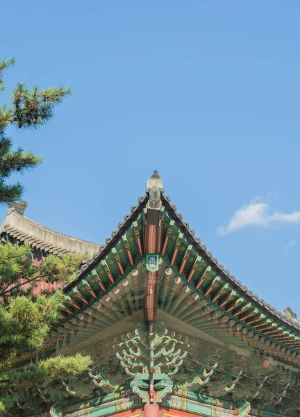 Schöne architektur im deoksugung palast in seoul city, kore — Stockfoto