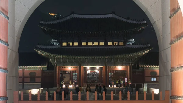 Beautiful Architecture in Gyeongbokgung Palace at Seoul city Kor — Stock Photo, Image