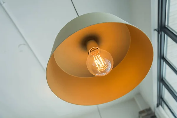 Close-up van vintage licht lamp — Stockfoto