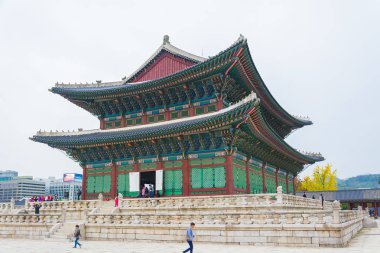 Gyeongbokgung Sarayı Seul güzel ve eski mimarisinde 