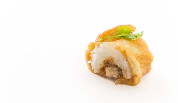 Omelet sushi roll - estilo de comida japonesa — Fotografia de Stock