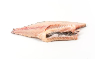 beyaz arkaplanda tilapia ham
