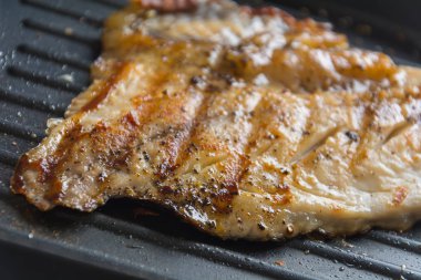 Balık Pişirme biftek