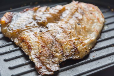 Balık Pişirme biftek