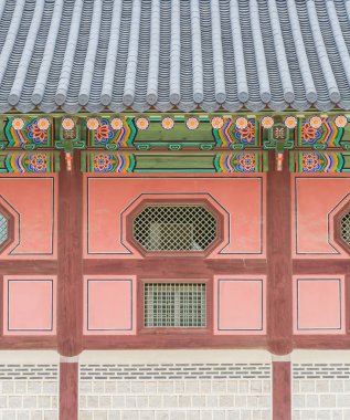 Gyeongbokgung Sarayı Seul güzel ve eski mimarisinde 