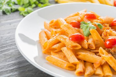 Domates soslu makarna.