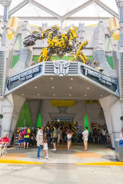 SINGAPORE - JULY 20,2015 : TRANSFORMERS The Ride: The Ultimate 3 — Stock Photo, Image