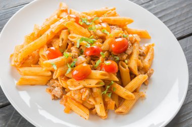 Domates soslu makarna.