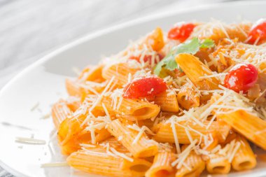 Domates soslu makarna.