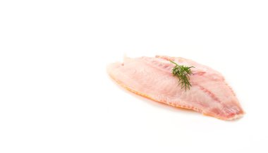 beyaz arkaplanda tilapia ham