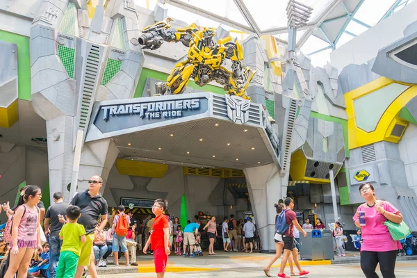 Szingapúr - július 20,2015: Transformers a Ride: A végső 3 — Stock Fotó