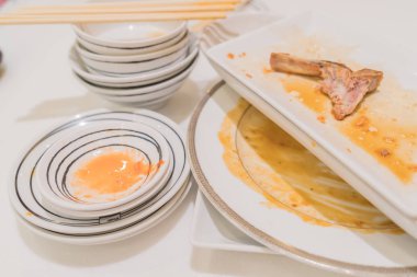 Bulaşık restaurent tablo