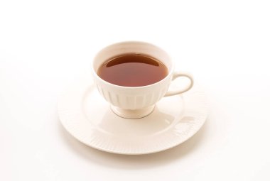 Beyaz arkaplanda çay fincanı