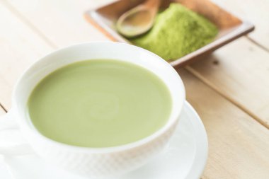 hot matcha latte 