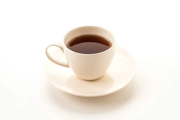 Taza de té sobre fondo blanco — Foto de Stock