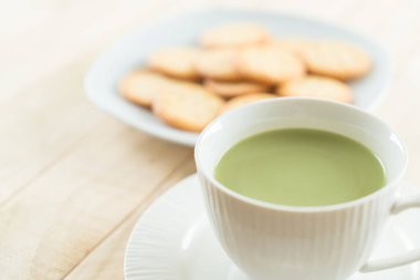 hot matcha latte 