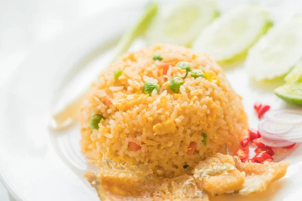 Fried Rice with Crispy Gourami Fish