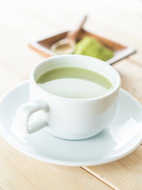 hot matcha latte 
