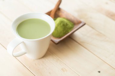 hot matcha latte 