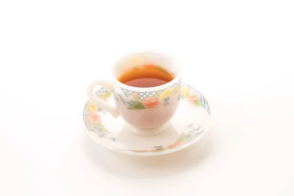 Teetasse auf weißem Hintergrund — Stockfoto