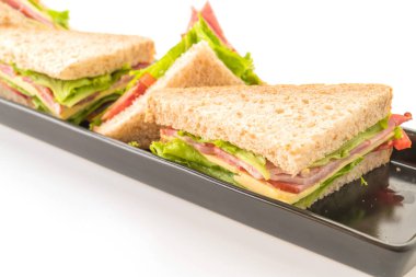 beyaz zemin üzerinde sandviç