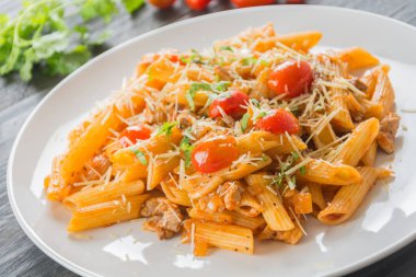 Domates soslu makarna.