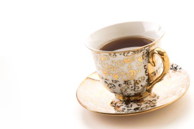 Beyaz arkaplanda çay fincanı