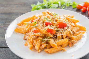 Domates soslu makarna.