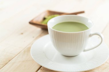 hot matcha latte 