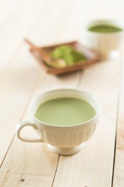 hot matcha latte 