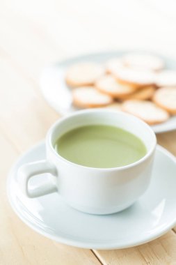 hot matcha latte 